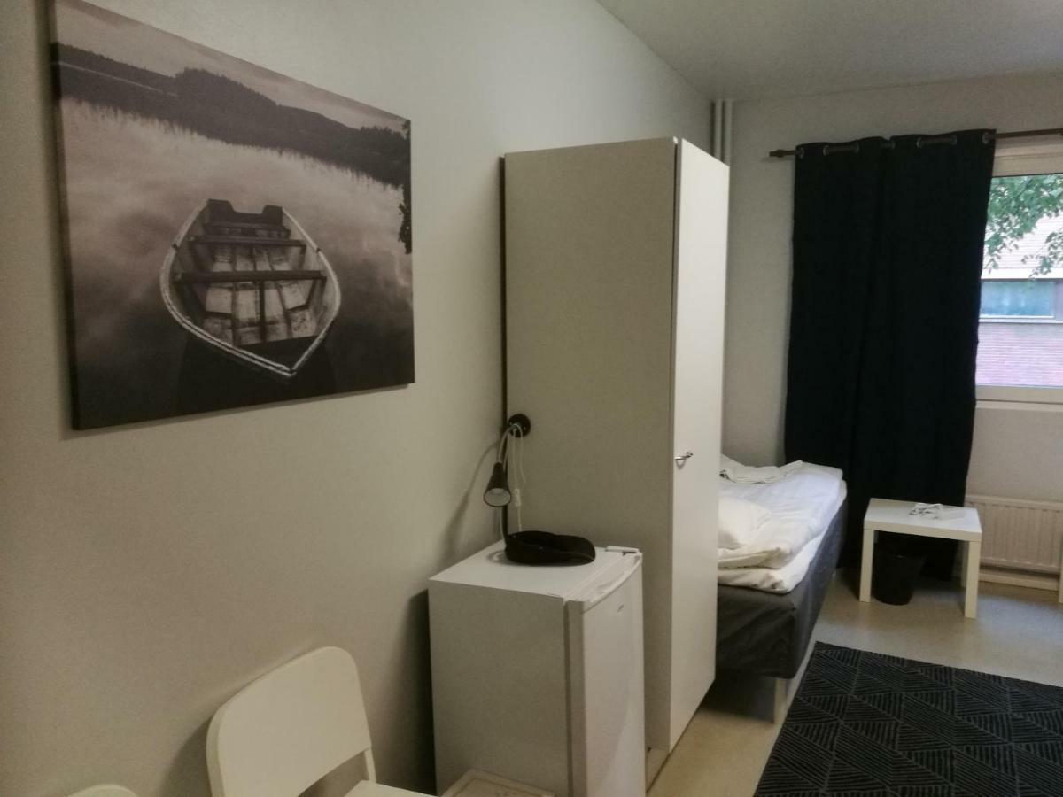 Hostal Hvc *