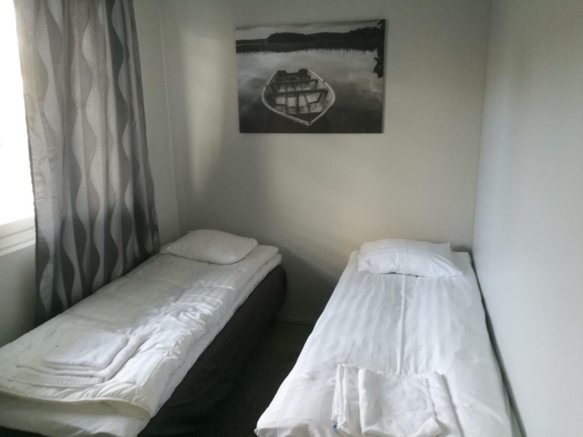 Hostal Hvc *