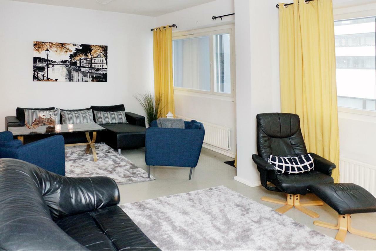 Hvc Hostal *